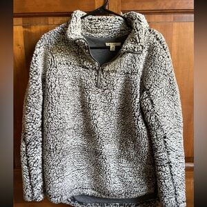 Fuzzy sherpa quarter zip